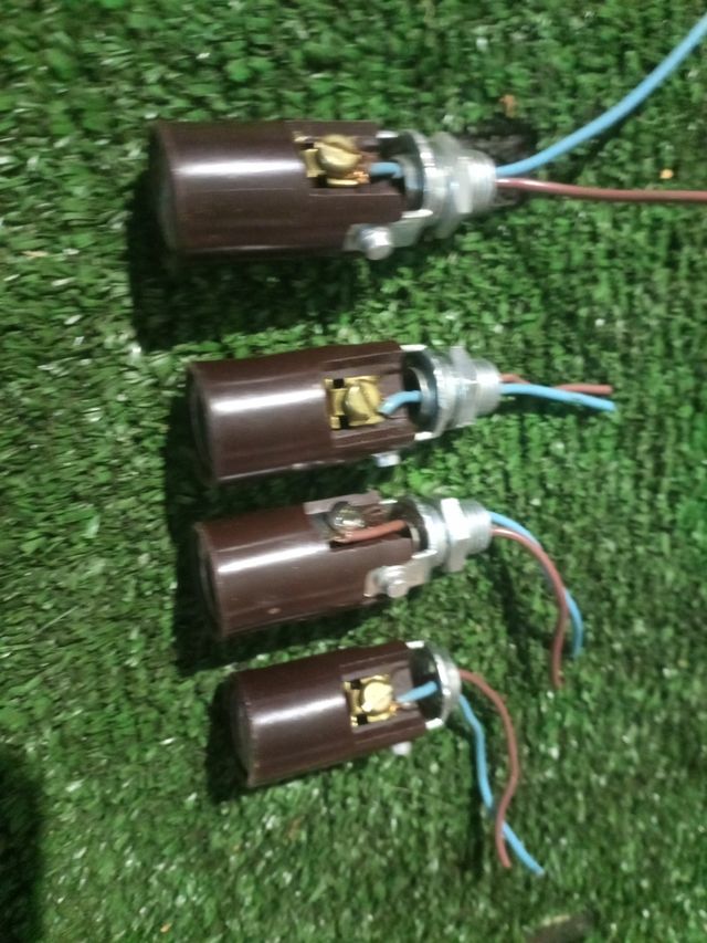 Lote casquillos antiguos bombillas