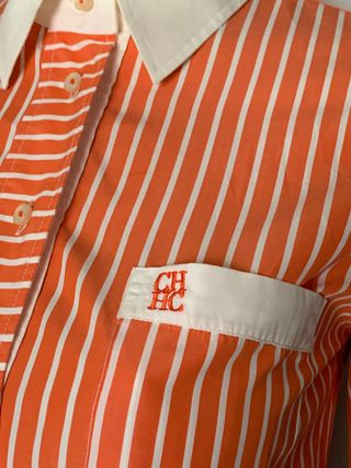 camisa Carolina Herrera con gemelos C H