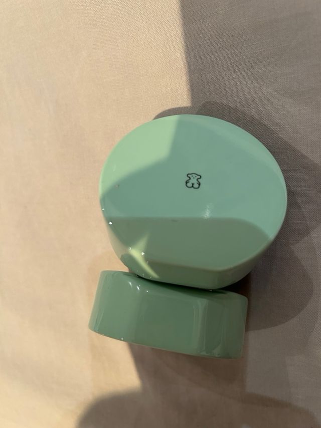 Caja de Tous lacada y otra gris mas pequeña