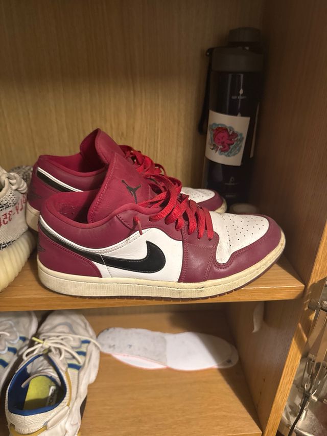 Nike jordan 1 low