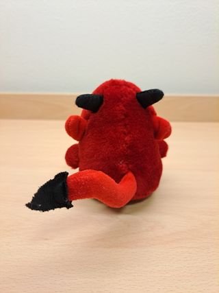 Peluches vari medio-piccoli e piccoli