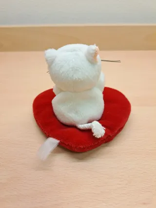 Peluches vari medio-piccoli e piccoli