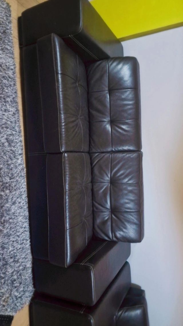Sofa em pele pelicano como novo
