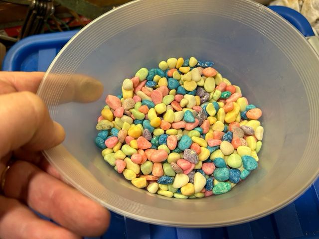 Pietre acquario colorate