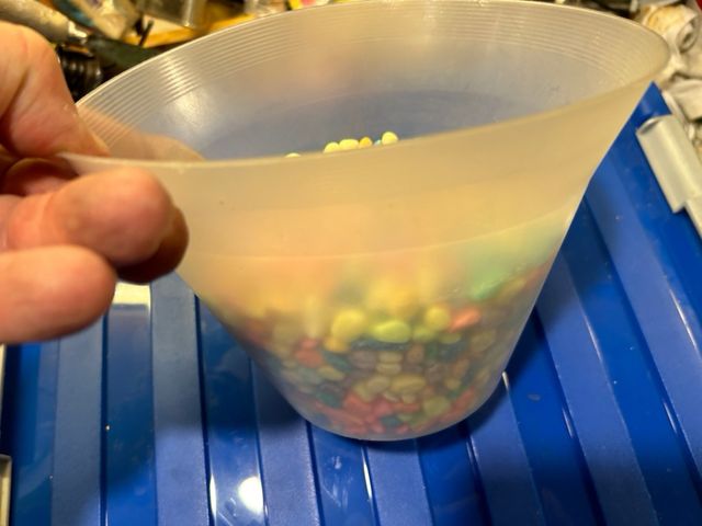 Pietre acquario colorate