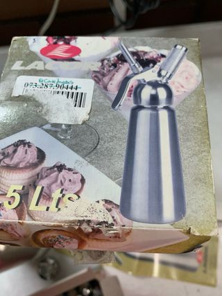 Sifon montador de nata, cremas y pures