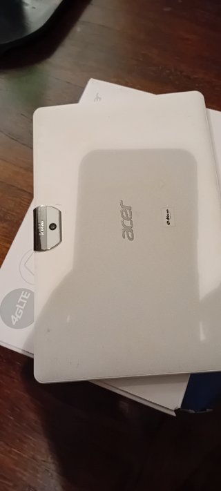 Acer Iconia 10