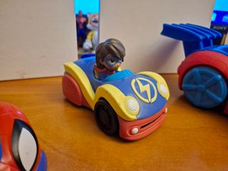 3 coches de Spiderman y ms marvel