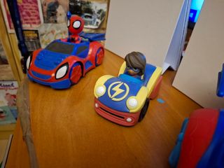 3 coches de Spiderman y ms marvel