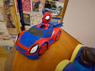 3 coches de Spiderman y ms marvel