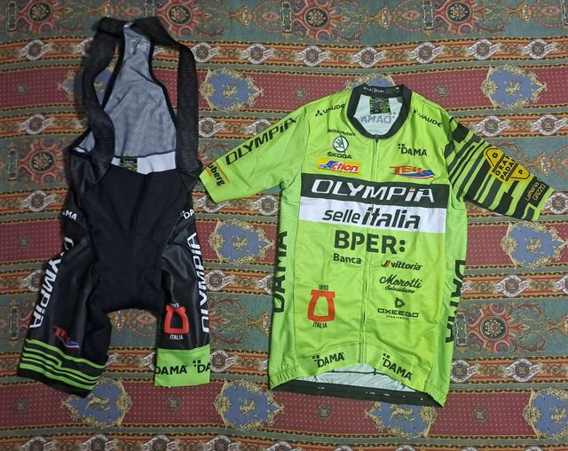 Completo da ciclismo