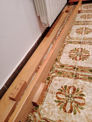 Cama de madera maciza para colchon de 150x190 cm