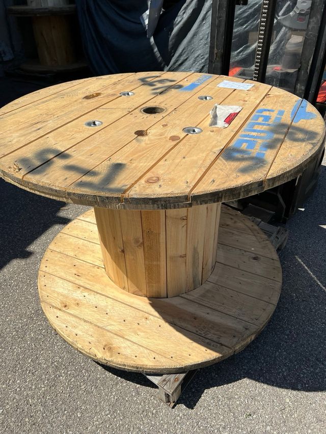 ♻️MESAS BOBINAS CARRETE MADERA CABLE CHILLPALET 🧵‼️