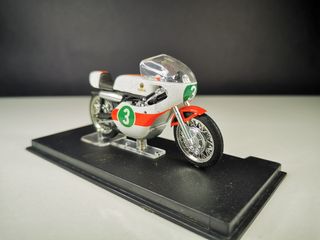 YAMAHA RD05 250 Phil Read  1968 1/24