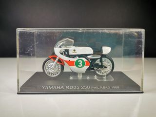 YAMAHA RD05 250 Phil Read  1968 1/24