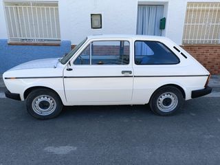 SEAT 133