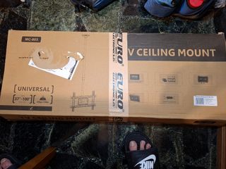 SOPORTE TV TECHO HASTA 100"