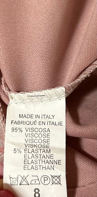 Abito rosa con fiori