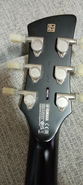 Guitarra electrica zurda Yamaha