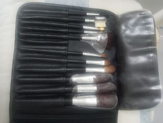 Set Brochas maquillaje nuevo.