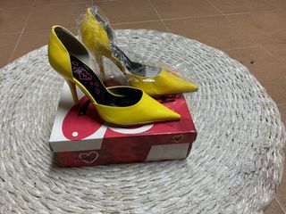 Zapatos tacon sin estrenar