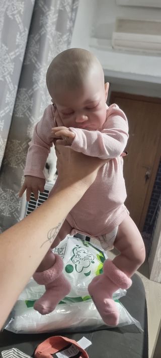 Bebe reborn muñeca muñeco