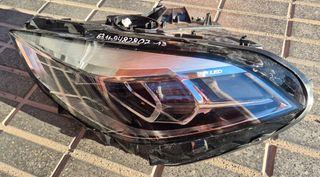 VENDO FARO BMW SERIE 1 F 40 2023