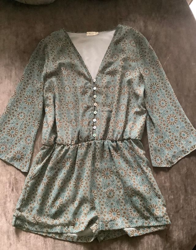 Mono de Nicoli marrón talla 14 años