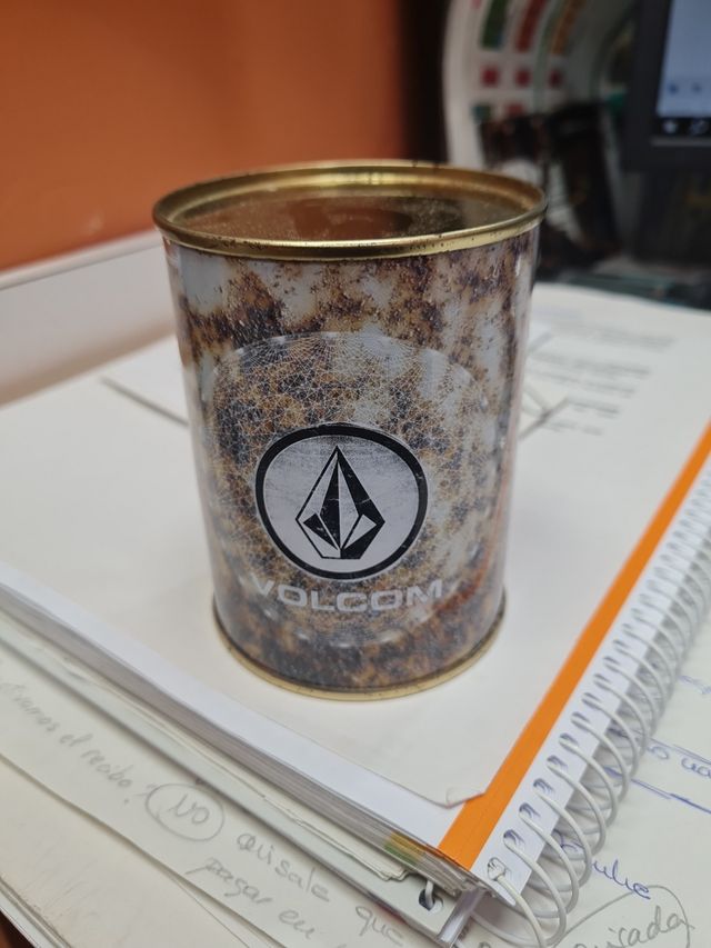 Bote de adorno volcom