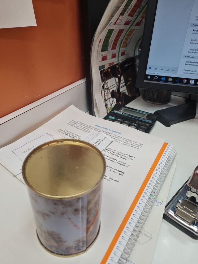 Bote de adorno volcom