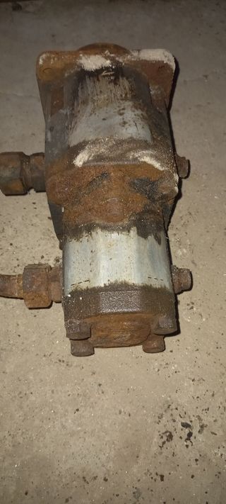 Bomba hidraulica ROQUET.