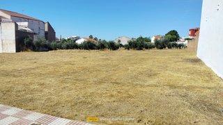 VENDO SOLAR URBANIZABLE EN C/ ANTONIO MACHADO, N°3