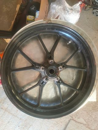 LLANTAS DUCATI HYPERMOTARD