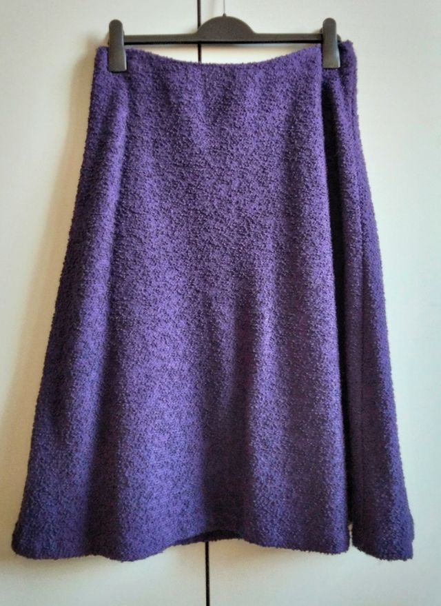 Gonna svasata longuette prugna