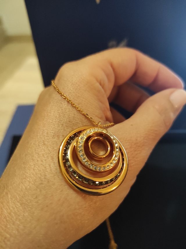 Colgante Swarovski espiral 