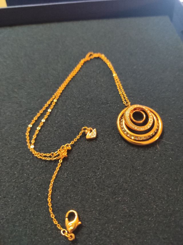 Colgante Swarovski espiral 