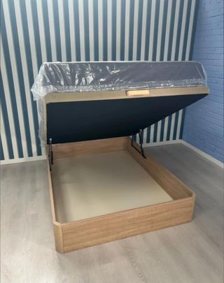 CANAPÉS CANAPÉS CANAPÉS CANAPÉS