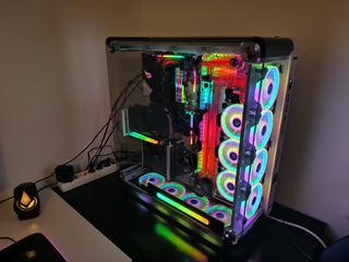 PC GAMING THERMALTAKE CORE P8.