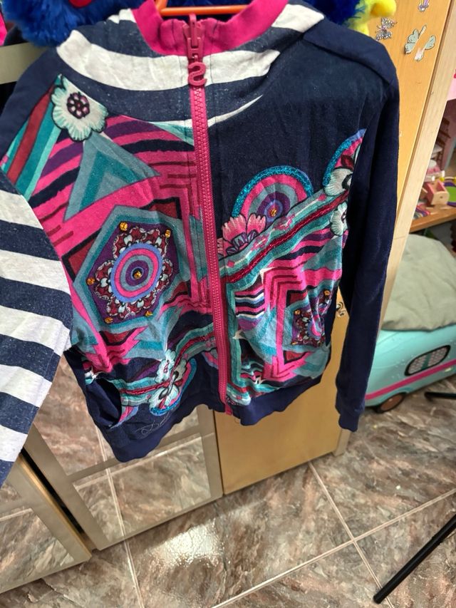 Chaqueta Desigual.