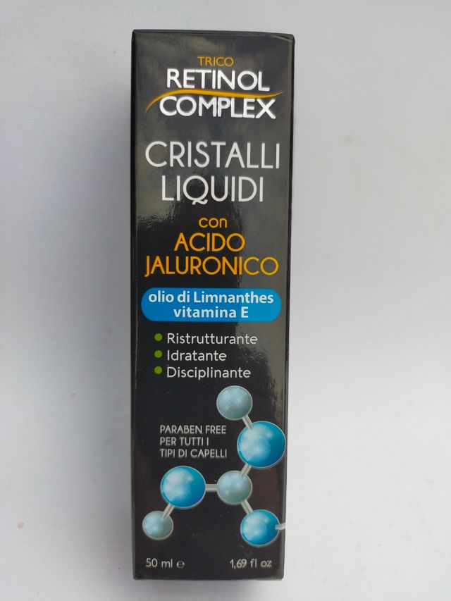 Retinol complex + Ácido hialurónico.