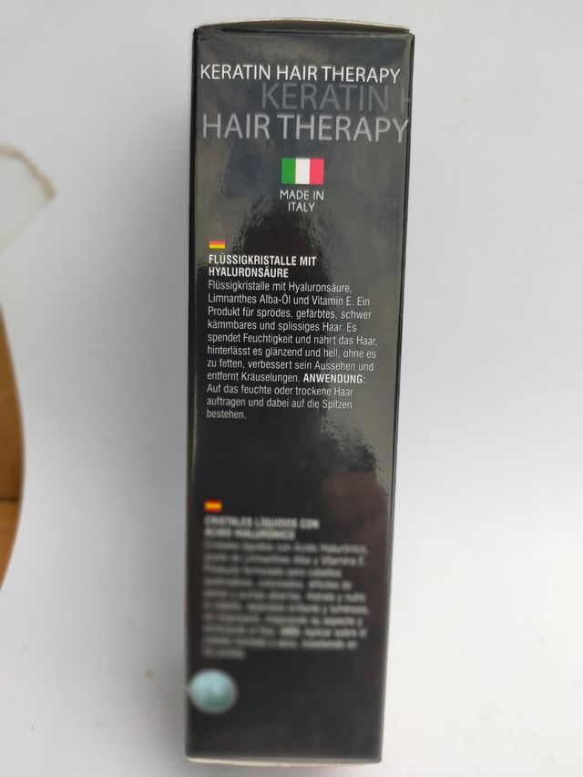 Retinol complex + Ácido hialurónico.