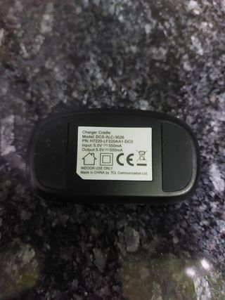 BASE DE CARGA CON CARGADOR