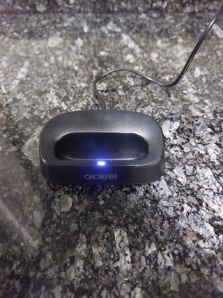 BASE DE CARGA CON CARGADOR