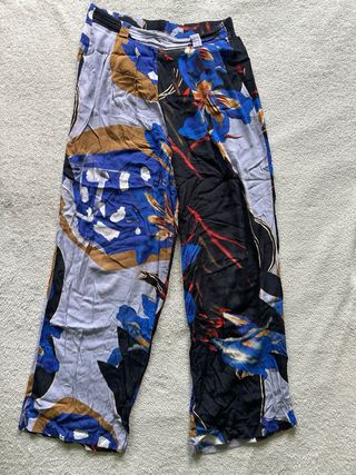 Pantalones Desigual Anchos y ligeros talla M
