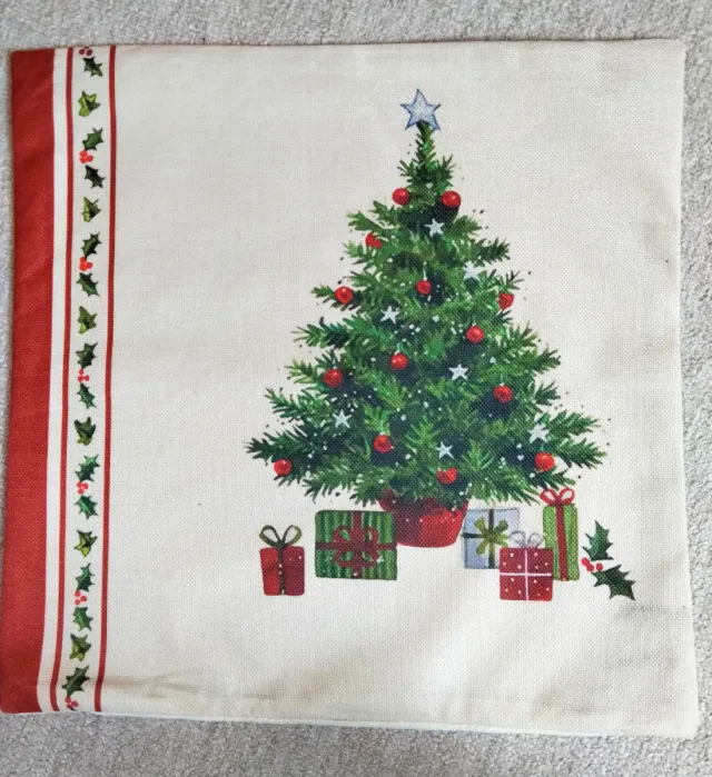 Conjunto de 4 capas de almofada 45x45. Motivos Natalinos