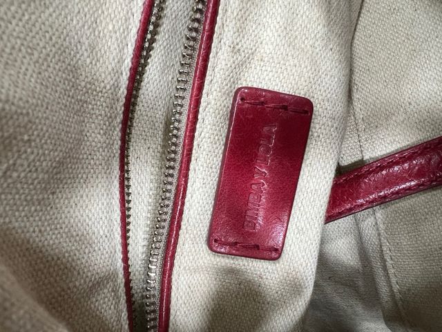 Bolso rojo de bimba y lola