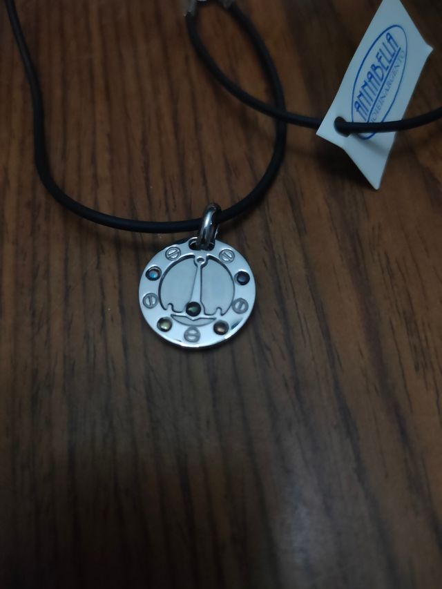 Collana caucciù con ciondolo ancora