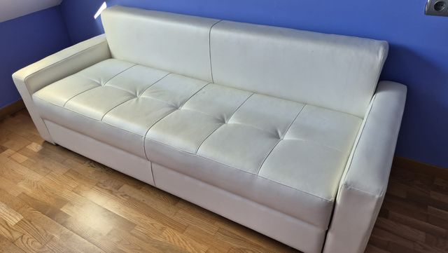 Sofá-cama con arcón