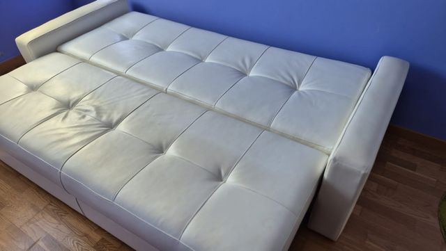 Sofá-cama con arcón