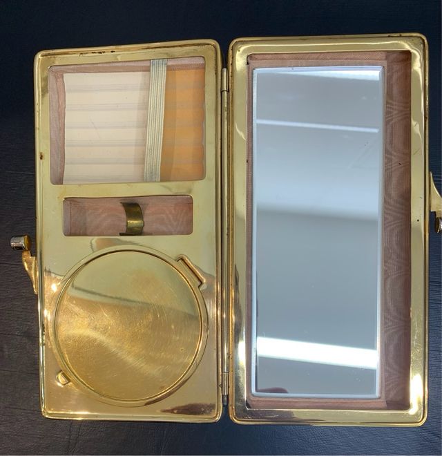 Bolso de fiesta antiguo.